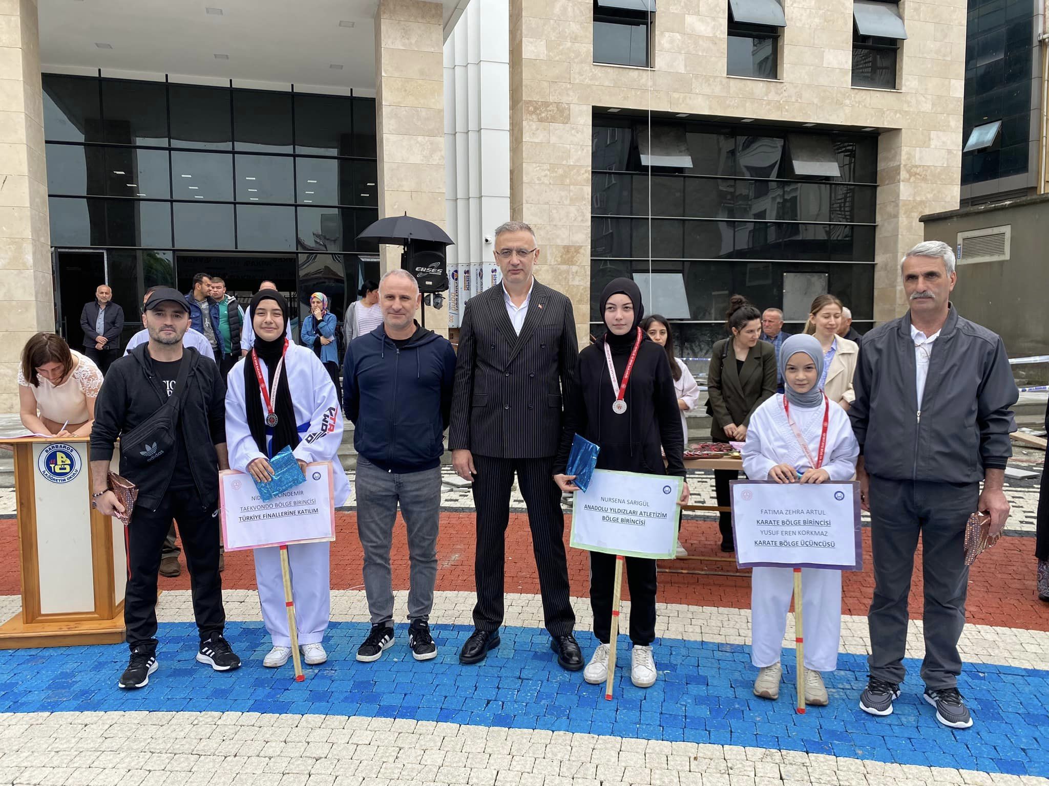 Bulancak’ta Yılsonu Sergisi ve Bilim Şenliği Düzenlendi