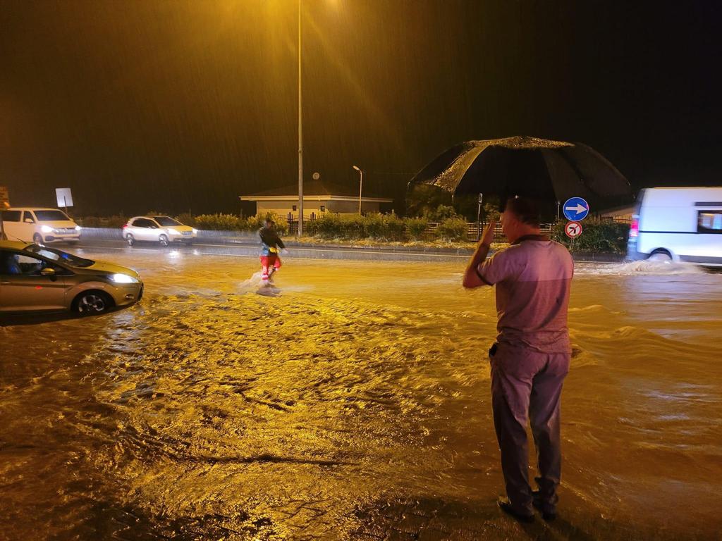 Giresun’da Sağanak Yağmur Hayatı Olumsuz Etkiledi
