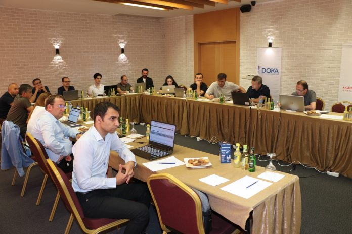 Dış Ticaret İstihbaratı ve Hedef Pazar Analizi Eğitimlerinin İlk Aşaması Tamamlandı
