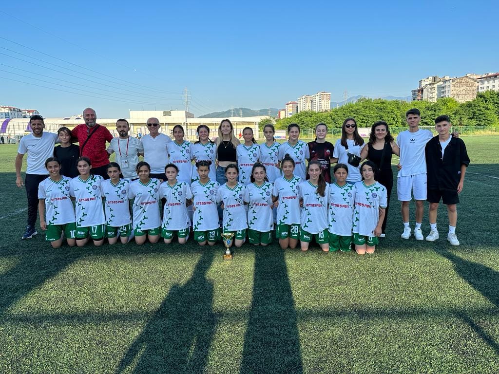 Giresun Sanayispor U13 Takımı Namağlup Şampiyon