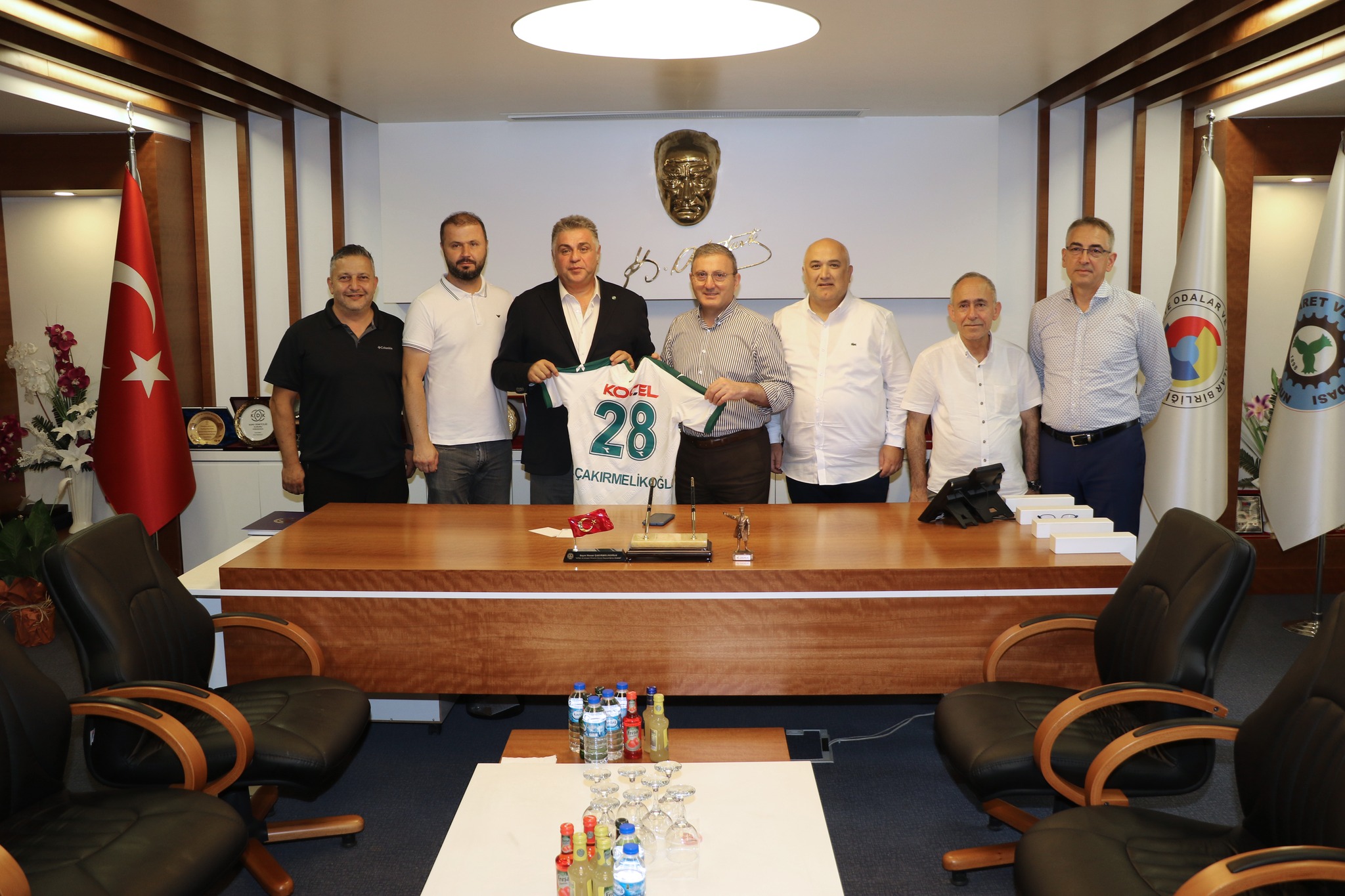 Giresunspor’dan Başkan Çakırmelikoğlu’na Ziyaret