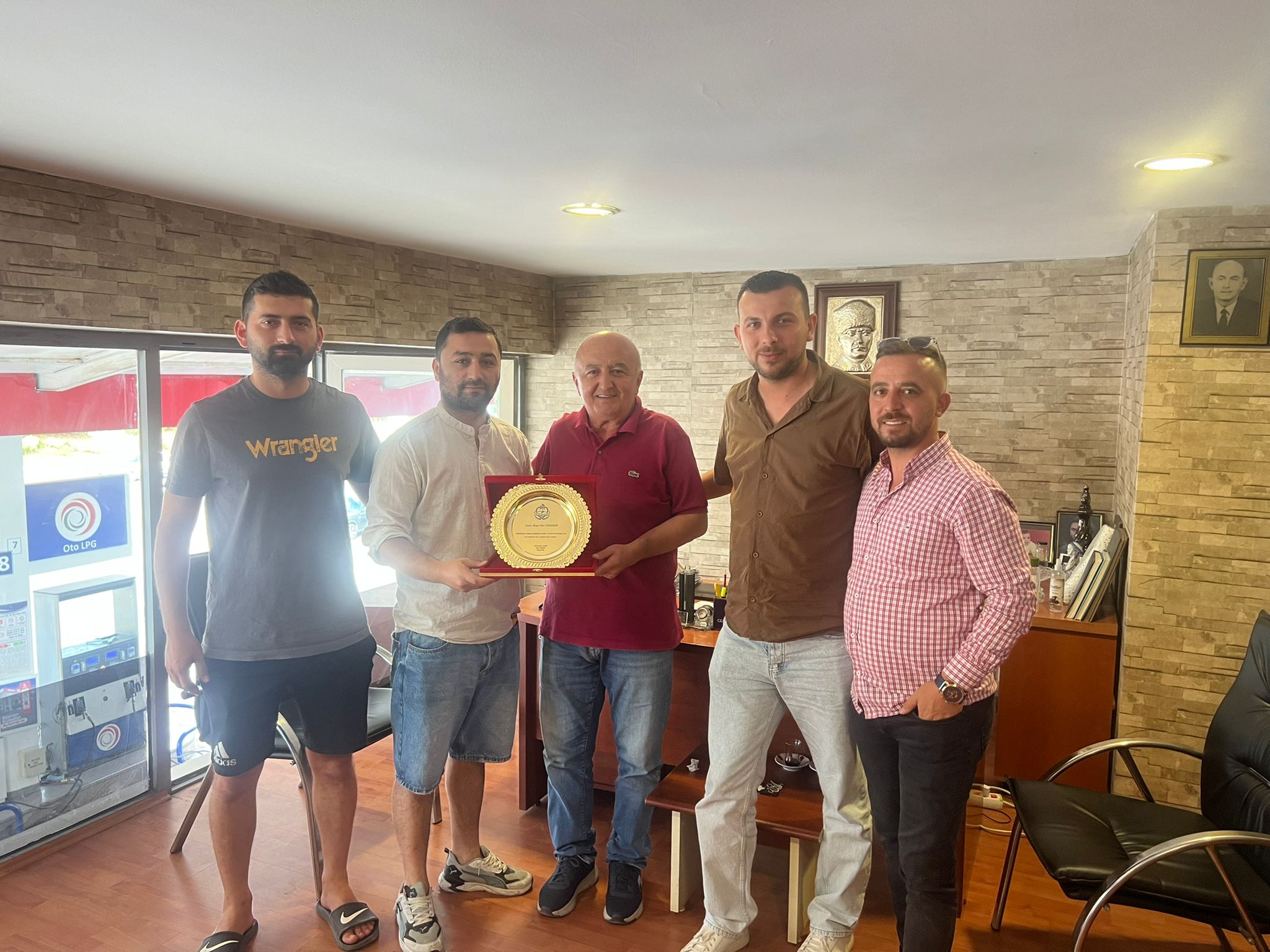 Reşat Nuri Özdemir’den Ali Durağı Gençlik Spor’a Tam Destek