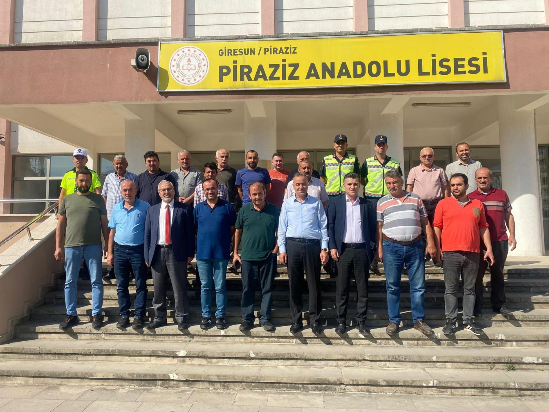 Piraziz’de Okul Servis Şoförlerine Taşımalı Eğitim Semineri Verildi