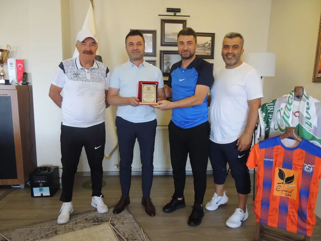 Eynesil Belediyespor’dan Başkan Karadeniz’e Ziyaret
