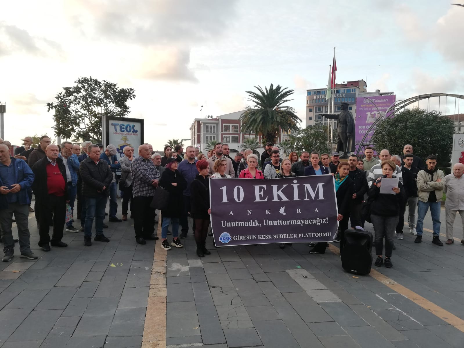 Giresun’da, 10 Ekim Ankara Katliamında hayatını kaybedenler anıldı