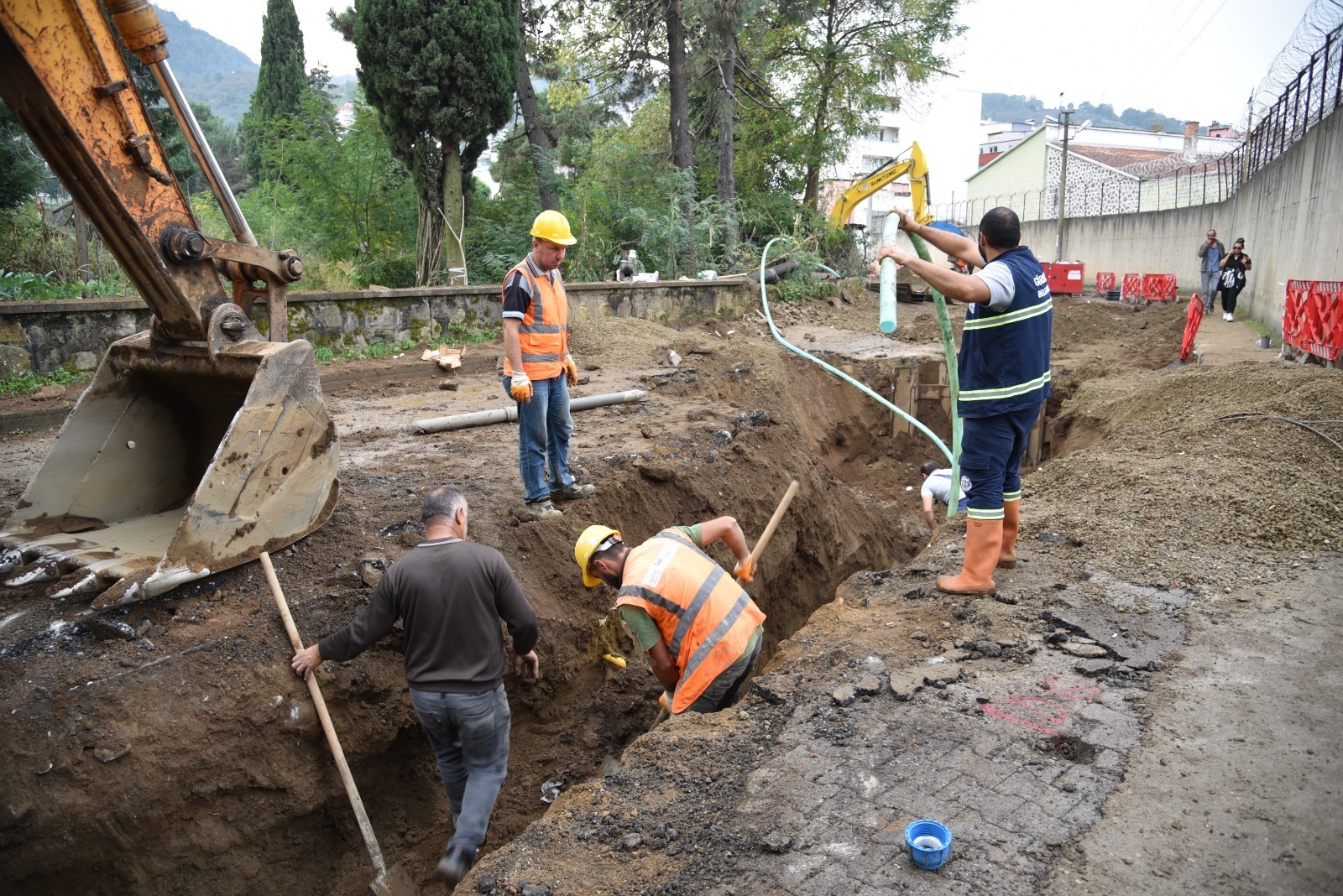 Altyapı Güçlendirme Çalışmaları Aralıksız Devam Ediyor