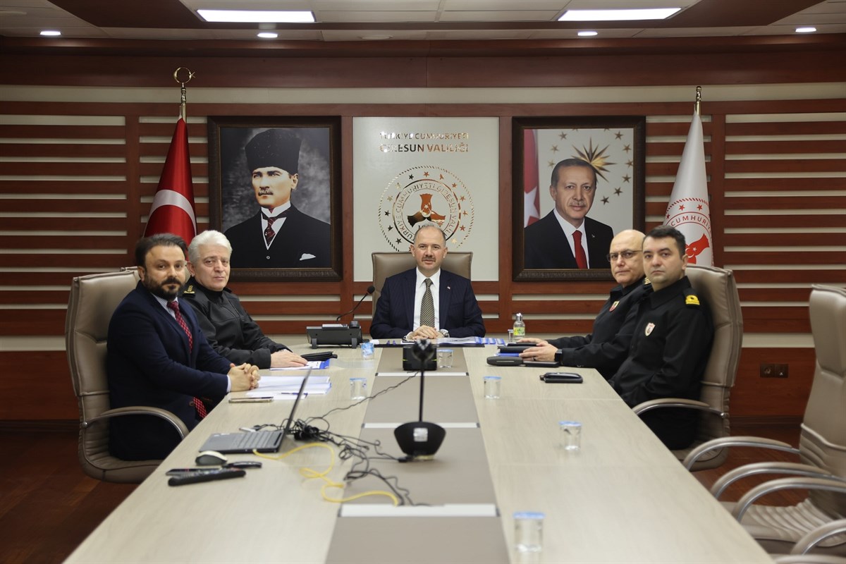 Vali Serdengeçti, Metamfetamin İle Mücadele Toplantısına Katıldı