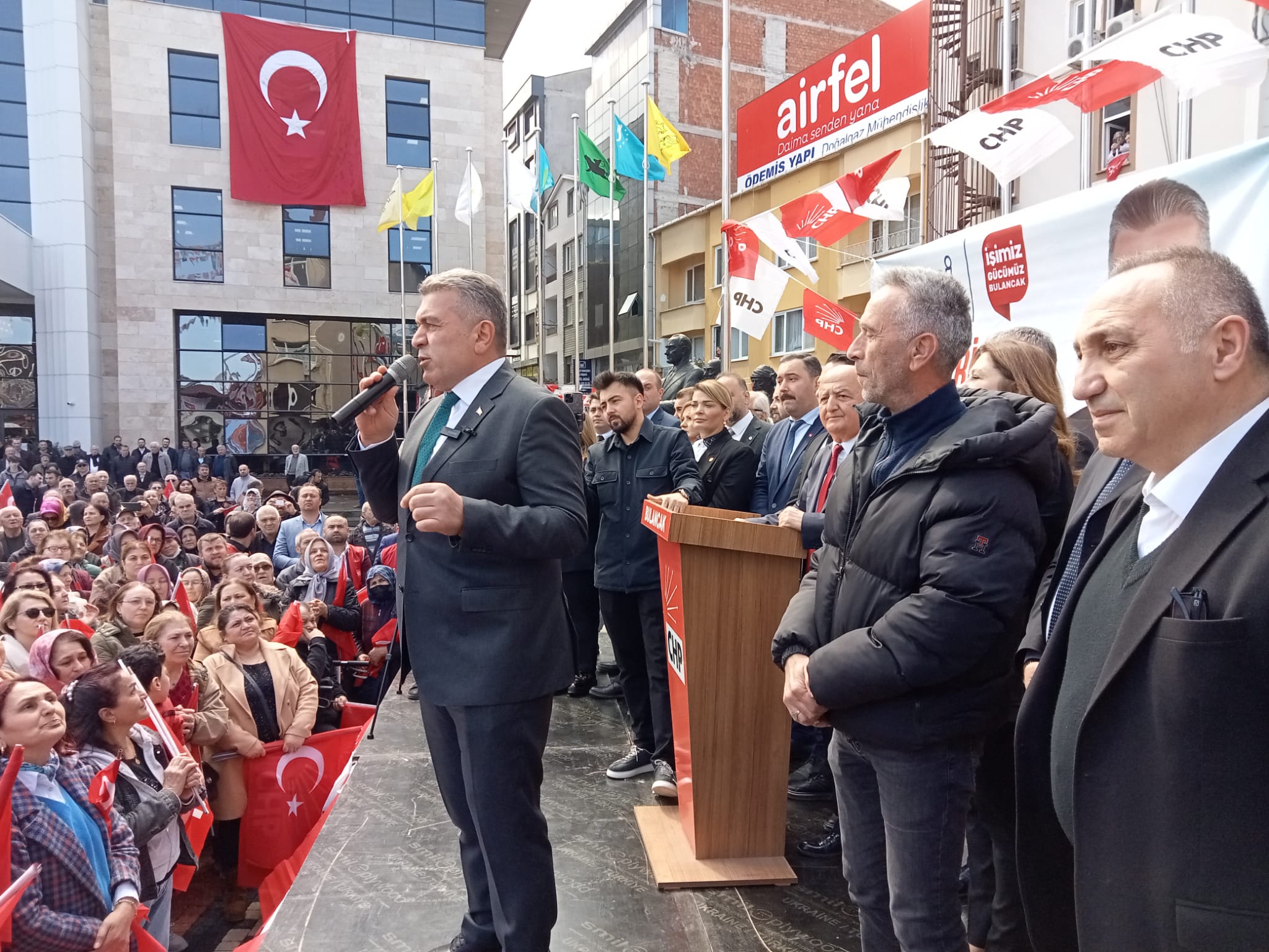 CHPNİN BULANCAK MİTİNGİNE BÜYÜK İLGİ