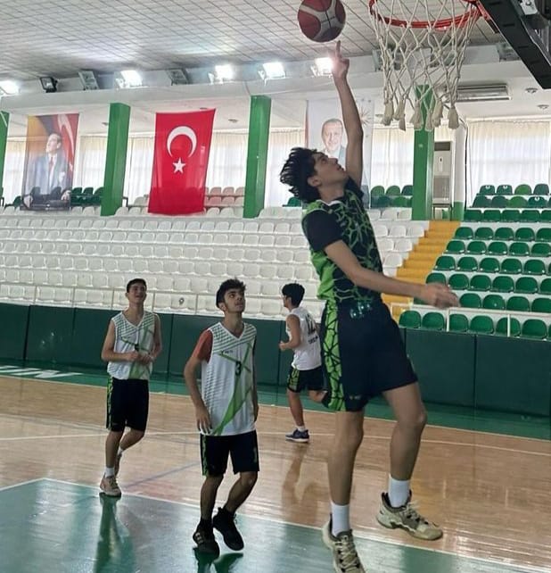 23 Nisan Ulusal Egemenlik ve Çocuk Bayramı TBMM İl Spor Etkinlikleri Coşkusu Giresun’da Yaşandı.