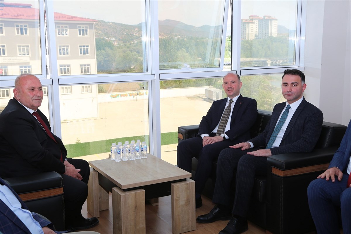 Vali Serdengeçti, Çamoluk İlçesini Ziyaret Etti
