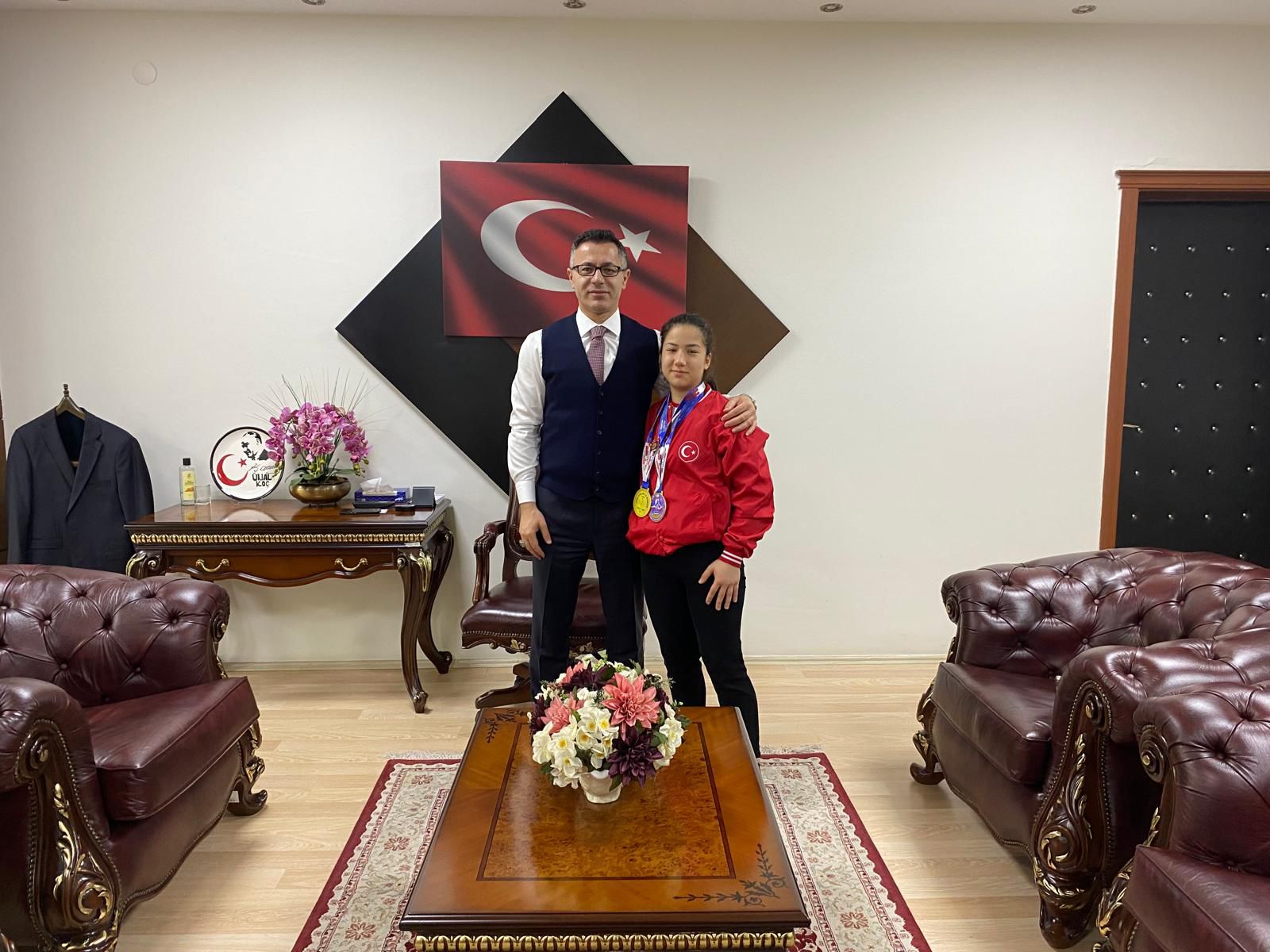 TEBRİKLER DEVA DÜBÜŞ