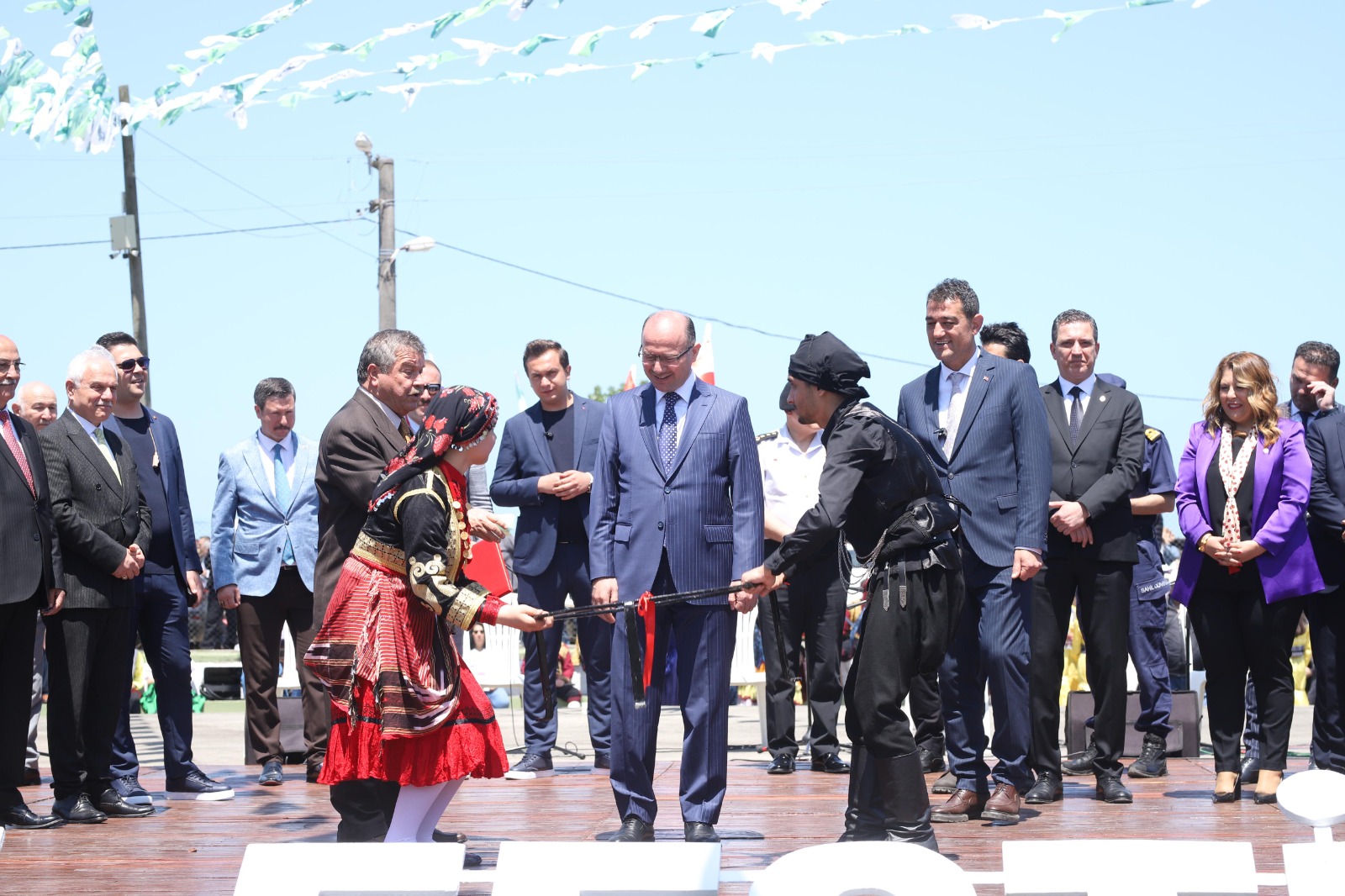 VATANDAŞLAR AKSU’YA AKIN ETTİ