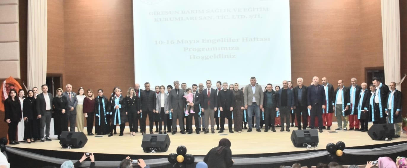 ENGELLİ BİREYLERE ALKIŞ YAĞMURU
