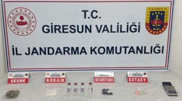 UYUŞTURUCU KAÇAKCILARI YAKALANDI