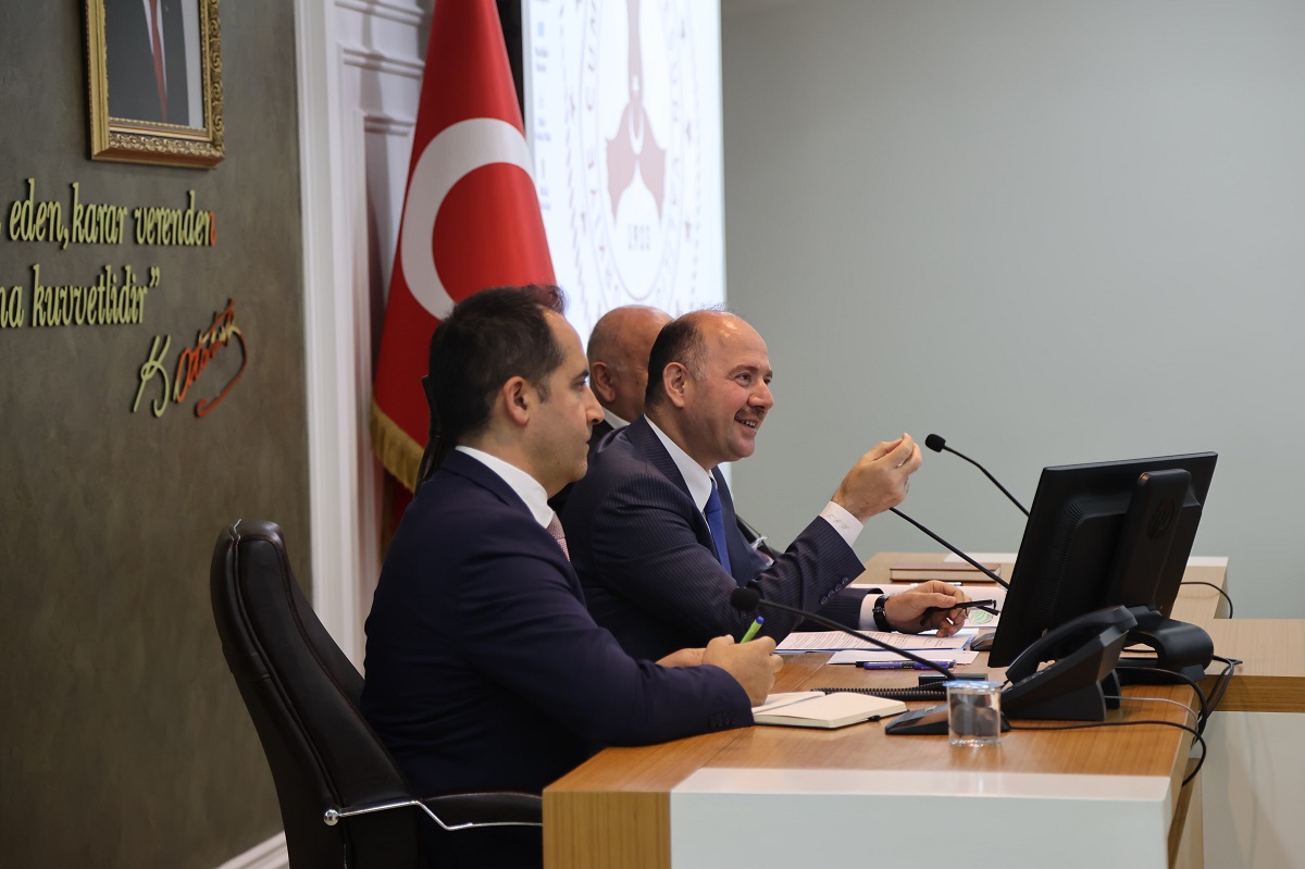 Vali SERDENGEÇTİ Başkanlığında, İl İdare Şube Başkanları Toplantısı Yapıldı