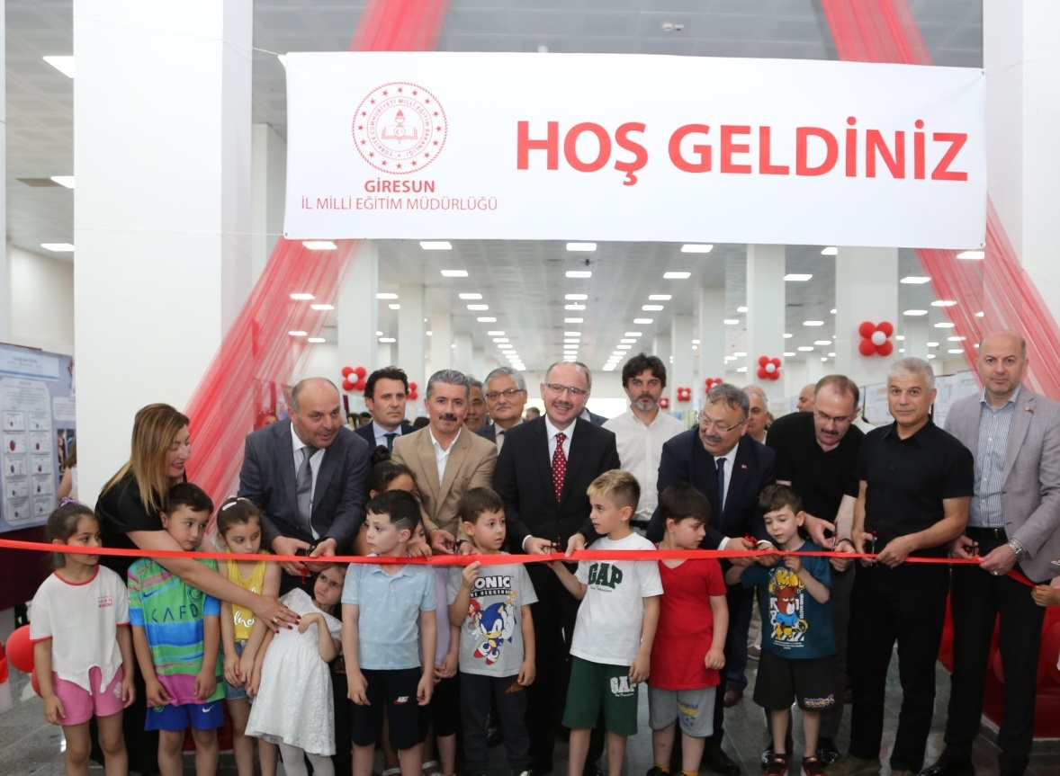 VALİ SERDENGEÇTİ: “GÖĞSÜMÜZ KABARDI!”