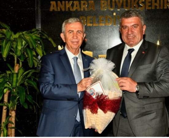 BAŞKAN SIBIÇ  BAŞKAN MANSUR YAVAŞI MAKAMINDA ZİYARET ETTİ