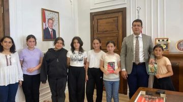 Piraziz KÜTÜPHANECİLİK KULÜBÜ KİTAP DAĞITTI