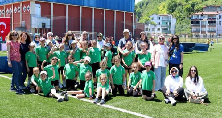 GÖRELELİ MİNİK HENTBOLCULAR MİNİ-MİNİ HENTBOL FESTİVALİ’NE KATILDI