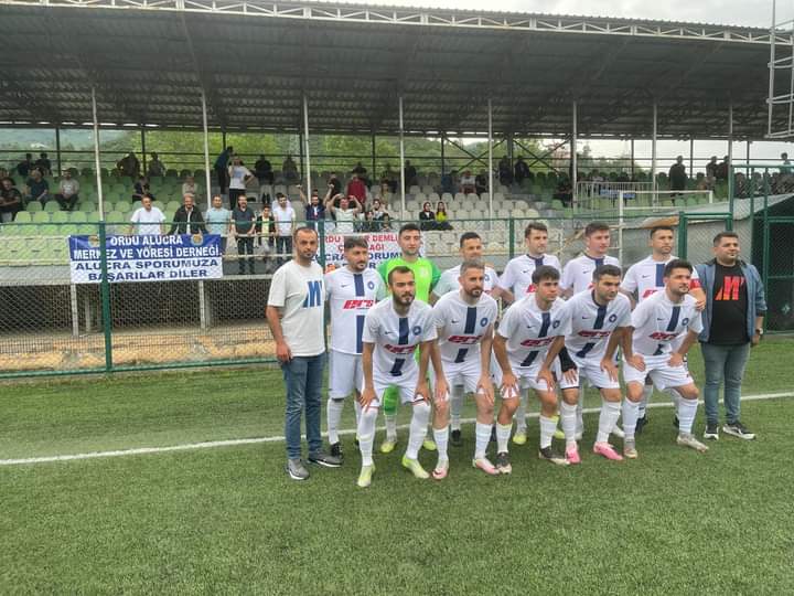 ŞAMPİYON ALUCRASPOR’U TARAFTARLARI YALNIZ BIRAKMIYOR