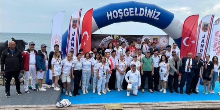 GİRESUN ADASI’NDAN BOTANİK PARK’A KULAÇ ATILDI