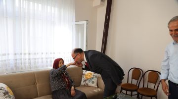 VALİ SERDENGEÇTİ, ŞEHİT ÖZDEMİR’İN AİLESİNİ ZİYARET ETTİ