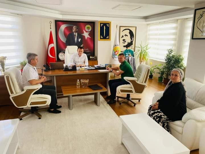 “İLAVE ZAM İŞÇİLERİN YÜZÜNÜ GÜLDÜRDÜ”