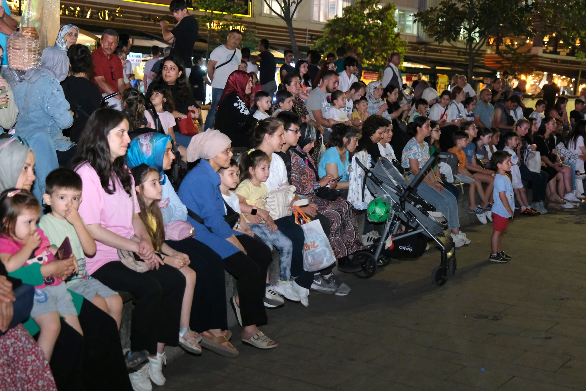 GİRESUN BELEDİYESİ YAZ ETKİNLİKLERİ COŞKUYLA DEVAM EDİYOR