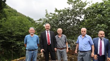VALİ SERDENGEÇTİ, HAMİDİYE KÖY YOLLARINI İNCELEDİ VE TALEPLERİ DİNLEDİ