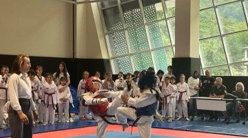 TAEKWONDO MİNİKLER MÜSABAKALARI COŞKUYLA GEÇTİ