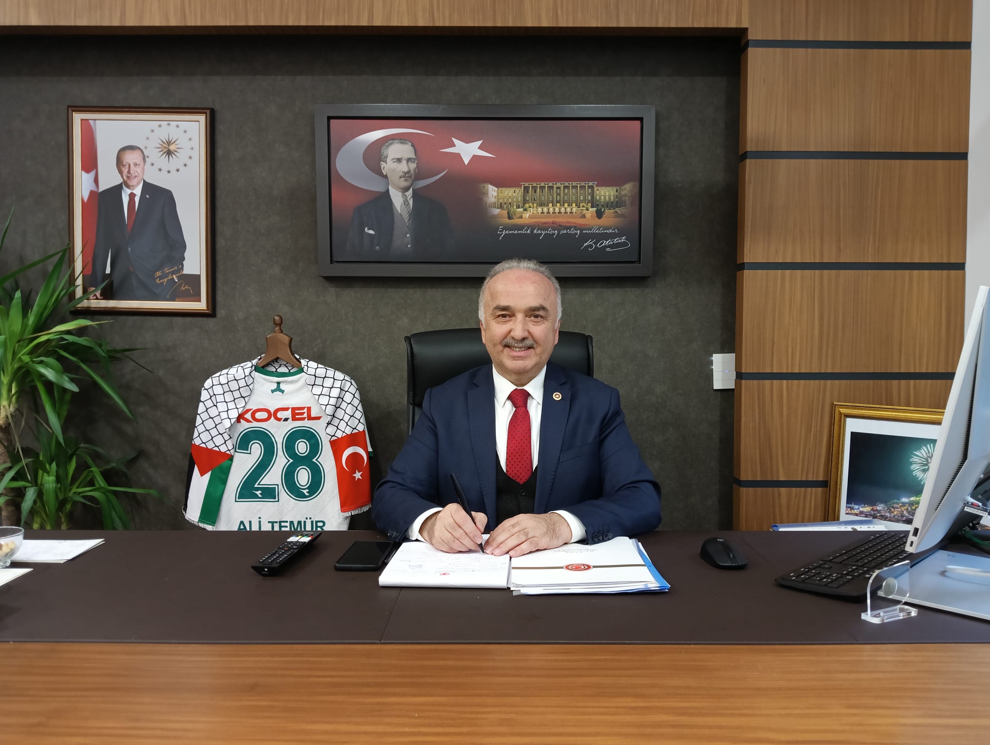 İLİMİZE YENİ SENTETİK ÇİM SAHA…