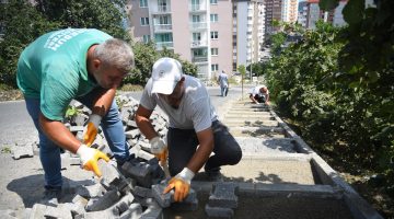 BELEDİYENİN SOKAKLARA SICAK DOKUNUŞU SÜRÜYOR