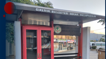 KÜTÜPHANE KAPALI, ŞARJ İSTASYONU KIRIK DÖKÜK!
