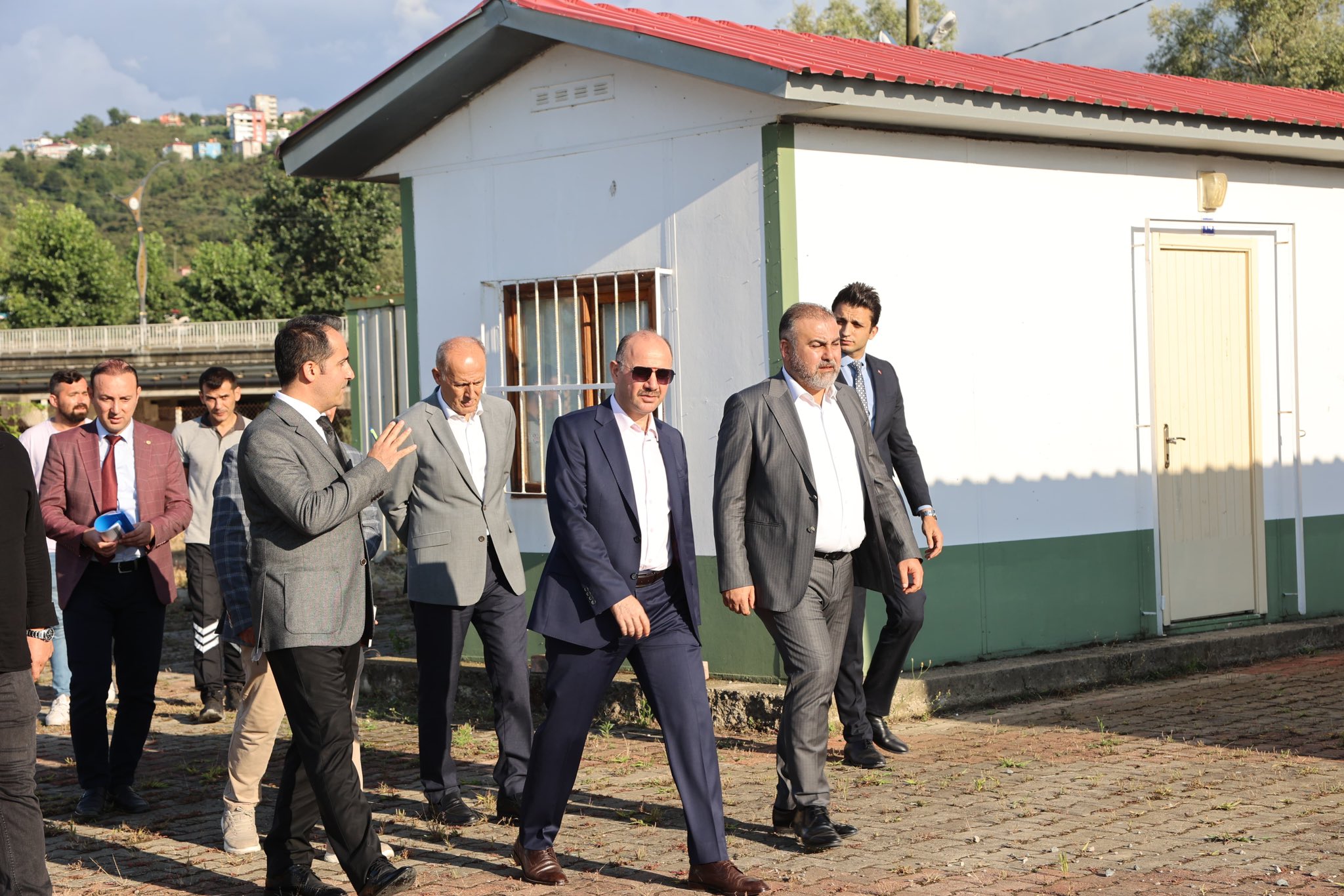 MEVSİMLİK İŞÇİLERİN KONAKLAMA MERKEZİNDE İNCELEME!