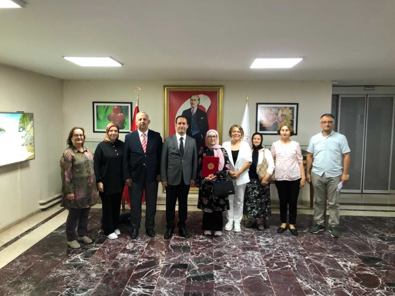 EYNESİL’DEN KADIN İSTİHDAMINI DESTEKLEYEN ÖNEMLİ PROJE:  GERİ DÖNÜŞÜMLE EKONOMİYE KATKI