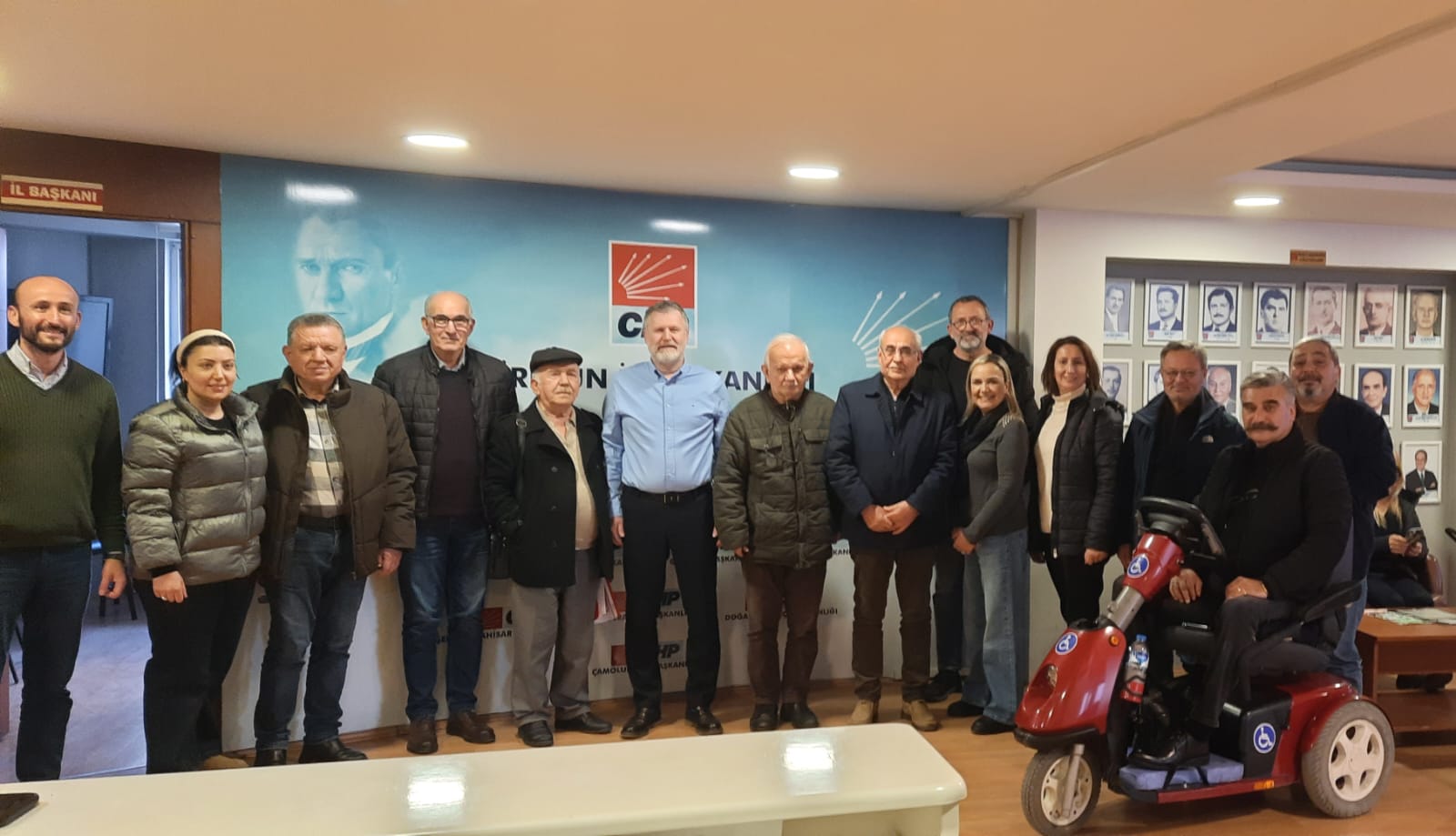 EMEK PARTİSİ, CHP’Yİ ZİYARET ETTİ