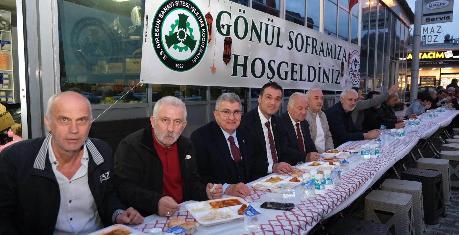 SANAYİ SİTESİ ESNAFI İFTARDA BULUŞTU