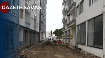PİRAZİZ’de YOL VE KALDIRIM ÇALIŞMALARI HIZ KESMEDEN DEVAM EDİYOR
