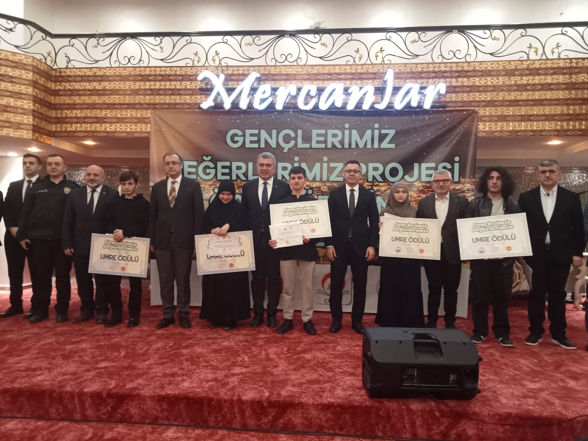GENÇLER DEĞERLERİYLE BULUŞTU