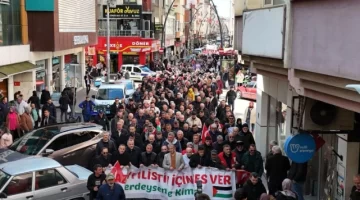 GİRESUN’DA İSRAİL’İN GAZZE’YE SALDIRILARI PROTESTO EDİLDİ