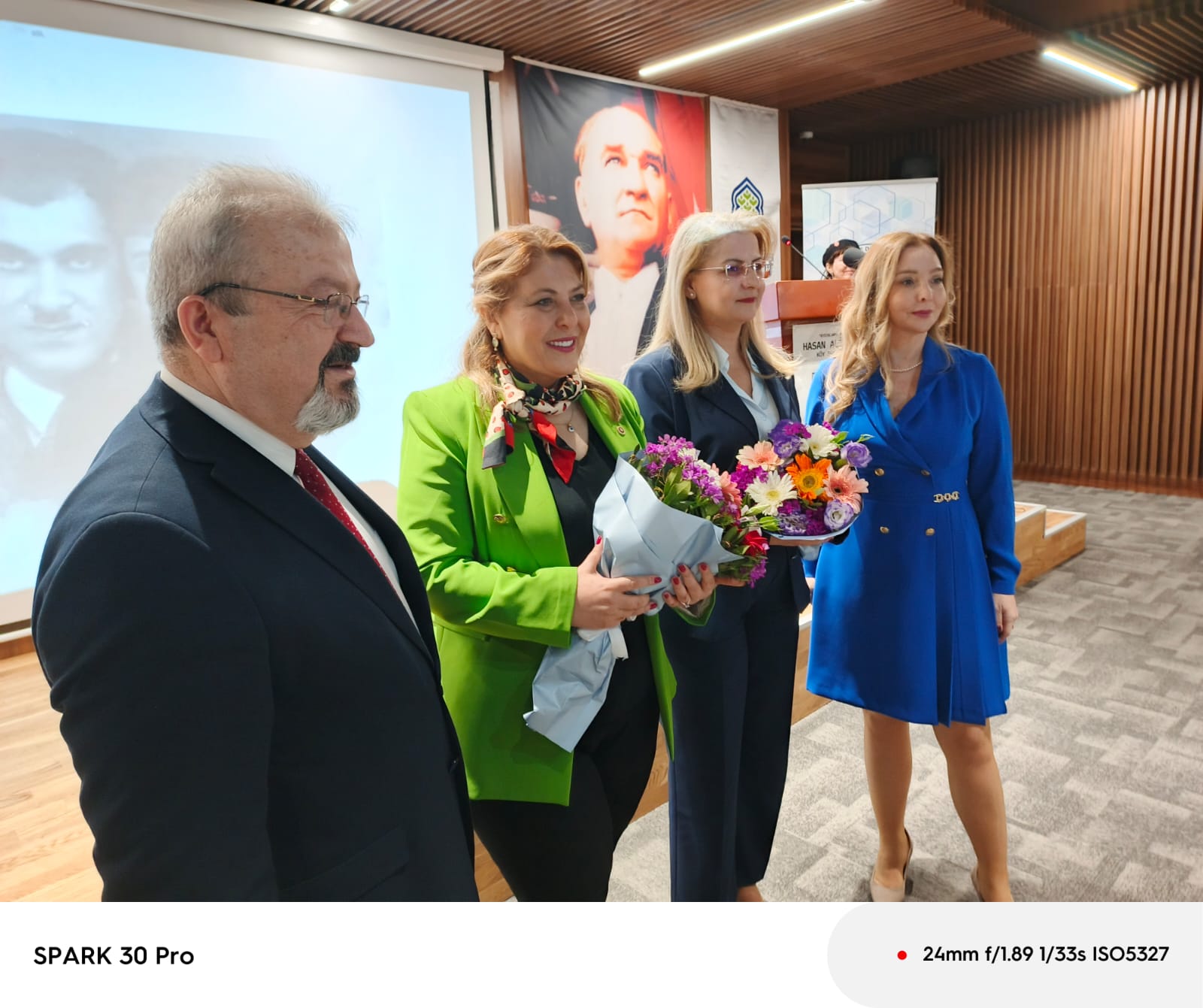 HASAN ALİ YÜCEL SEMPOZYUMUNA BÜYÜK İLGİ