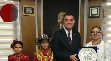 YABANCI EKİPLER BAŞKAN KÖSE’Yİ ZİYARET ETTİ