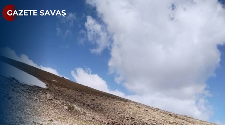 KARABÖRK KÖYÜNDE YAYLA EVLERİ KUNDAKLANDI, BİRLİK RUHUYLA YENİDEN YAPILDI