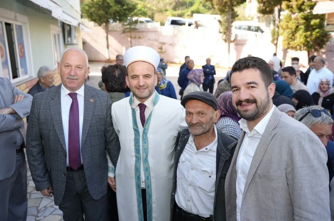 BAŞKAN AYYILDIZ, HACI ADAYLARINI UĞURLAMA TÖRENİNE KATILDI