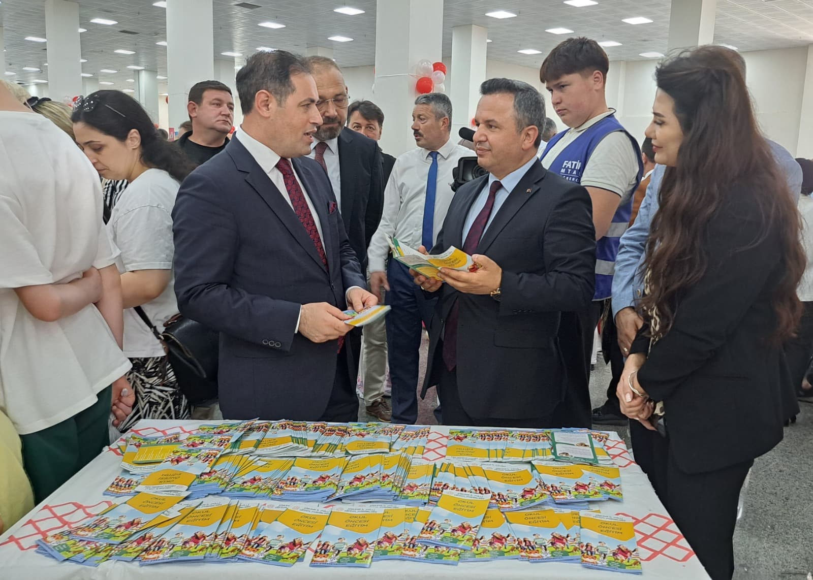 MİNİK YÜREKLERDEN BÜYÜK ADIMLAR: OKUL ÖNCESİ ŞENLİĞİ COŞKUYLA KUTLANDI