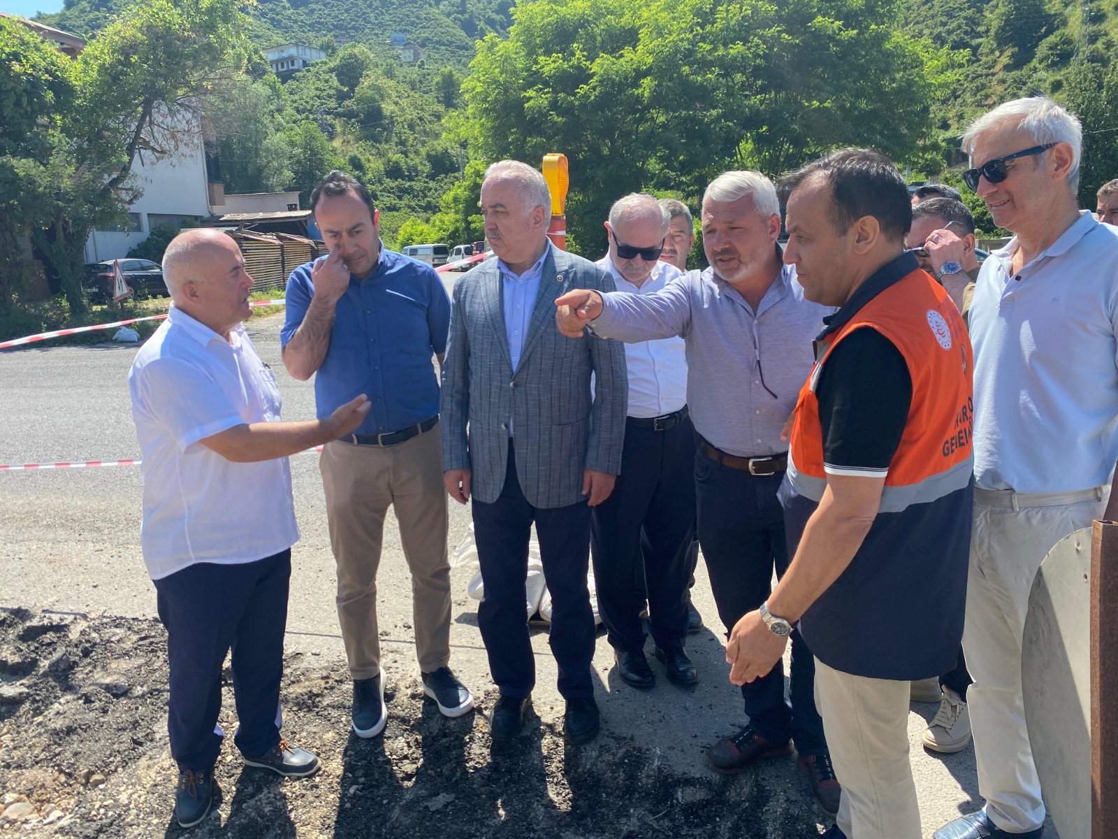 BATLAMA SANAYİ ESNAFINDAN VEKİL TEMÜR’E DUBLE YOL TEŞEKKÜRÜ