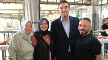 BAŞKAN KÖSE ÜCRETSİZ KURBAN KESİMİ YAPILAN BELEDİYE MEZBAHANESİNİ ZİYARET ETTİ