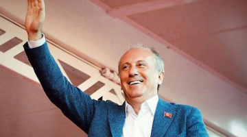 MUHARREM İNCE CHP’YE GERİ DÖNDÜ: “BİRLEŞE BİRLEŞE KAZANACAĞIZ”