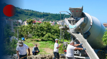 BELEDİYE EKİPLERİ ŞEHRİN HER NOKTASINDA GÖREV BAŞINDA