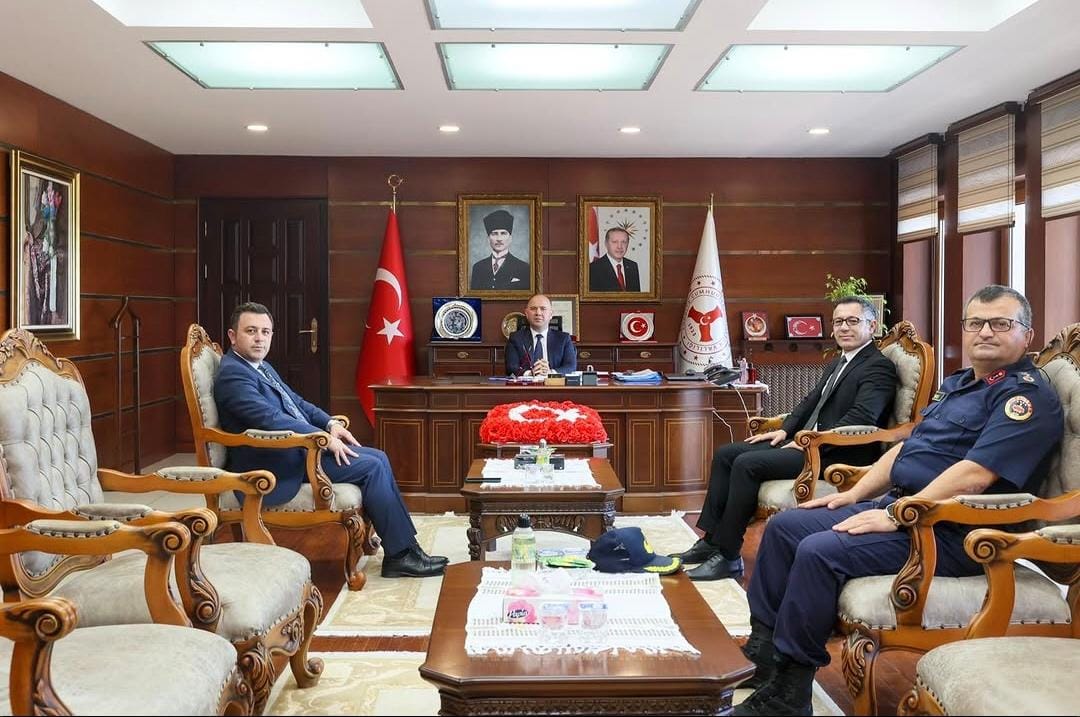 BULANCAK PROTOKOLÜNDEN VALİ SERDENGEÇTİ’ye VEDA ZİYARETİ